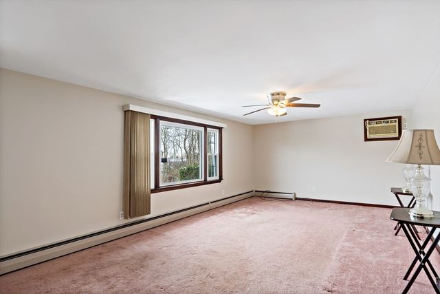 146 Swansom Rd, Swansea, MA 02777