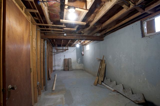 146 Swansom Rd, Swansea, MA 02777