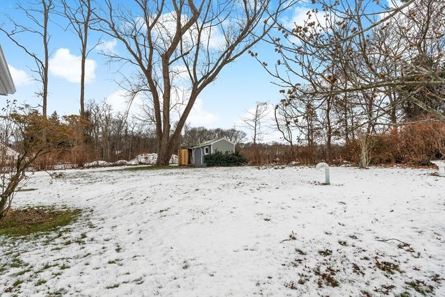 146 Swansom Rd, Swansea, MA 02777