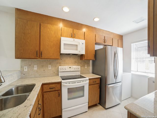 11815 Vance Jackson Rd Apt 2306, San Antonio, TX 78230