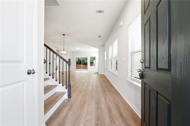 2719 Morgan Spring Trail, Buford, GA 30519