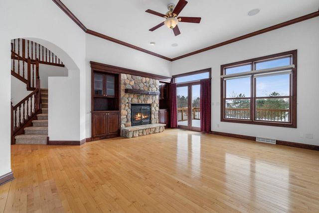 145 Victoria CIRCLE, Union Grove, WI 53182