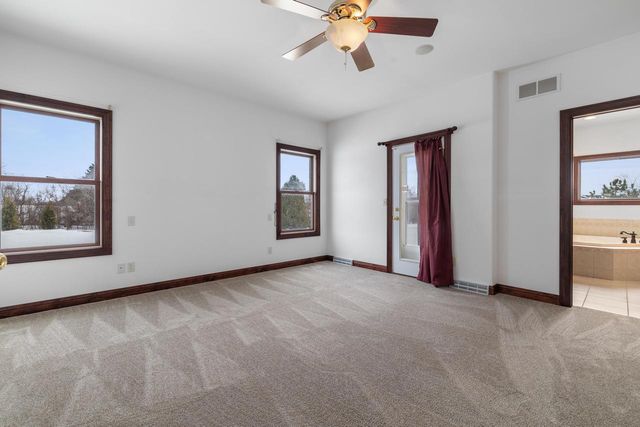 145 Victoria CIRCLE, Union Grove, WI 53182