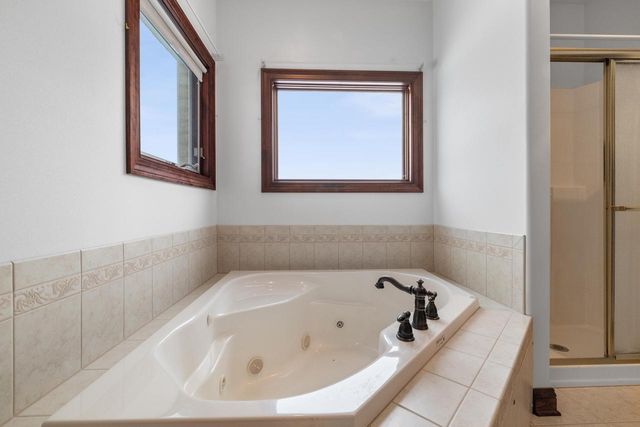 145 Victoria CIRCLE, Union Grove, WI 53182