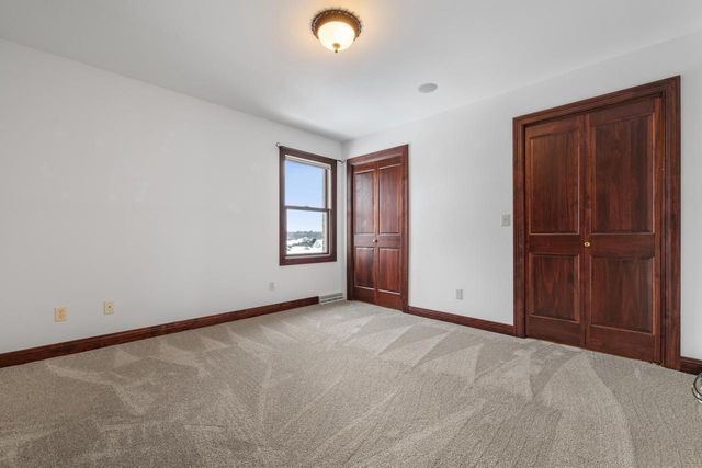 145 Victoria CIRCLE, Union Grove, WI 53182