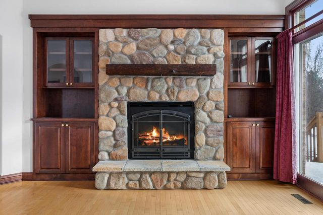 145 Victoria CIRCLE, Union Grove, WI 53182