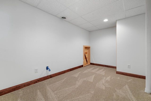 145 Victoria CIRCLE, Union Grove, WI 53182