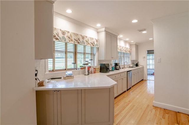 324 Dalewood Drive, Mobile, AL 36608