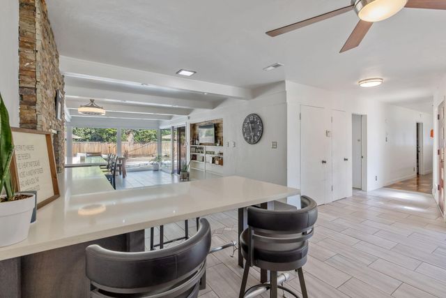 1420 W Meadow Avenue, Visalia, CA 93277