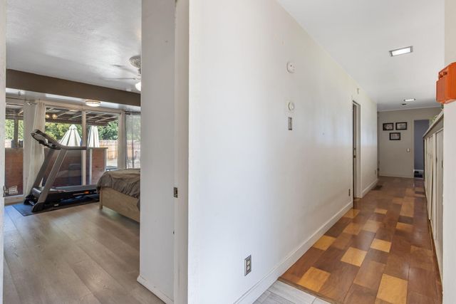 1420 W Meadow Avenue, Visalia, CA 93277