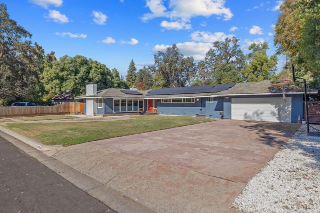 1420 W Meadow Avenue, Visalia, CA 93277