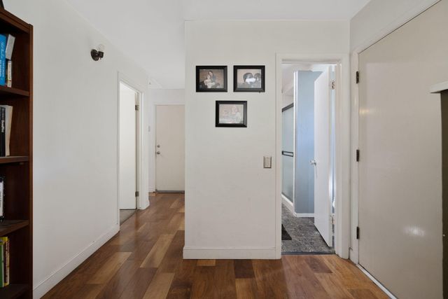 1420 W Meadow Avenue, Visalia, CA 93277