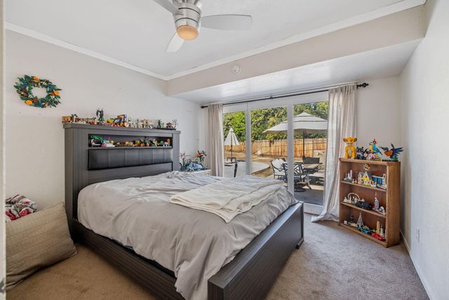 1420 W Meadow Avenue, Visalia, CA 93277