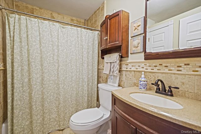 99 Rustic Avenue, Medford, NY 11763