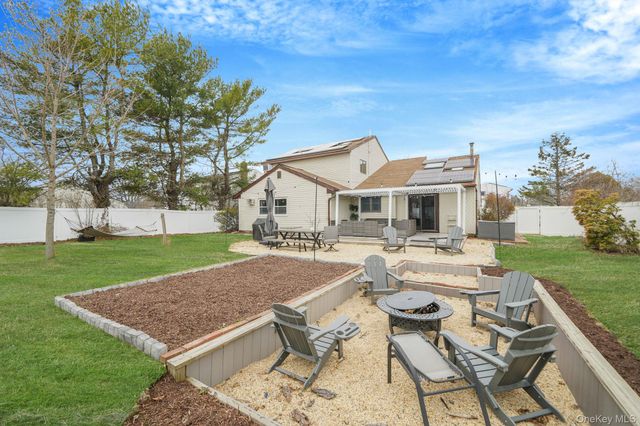 99 Rustic Avenue, Medford, NY 11763