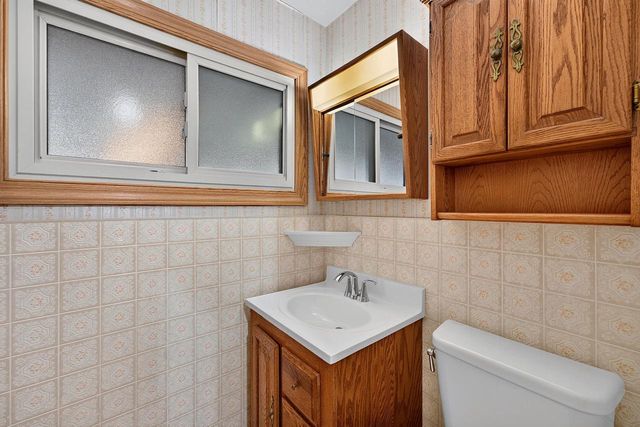 6527 S 18th STREET, Milwaukee, WI 53221