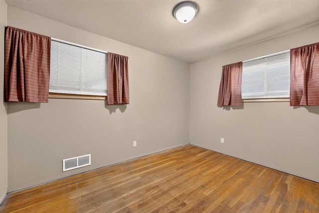 6527 S 18th STREET, Milwaukee, WI 53221