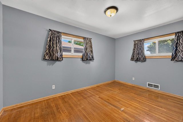 6527 S 18th STREET, Milwaukee, WI 53221