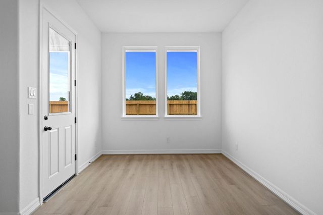 14811 Mission Avenue, Mont Belvieu, TX 77523