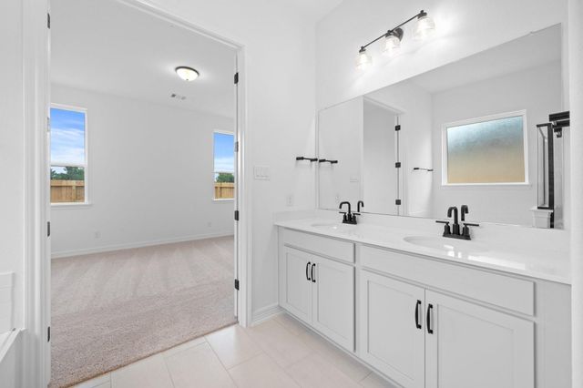 14811 Mission Avenue, Mont Belvieu, TX 77523