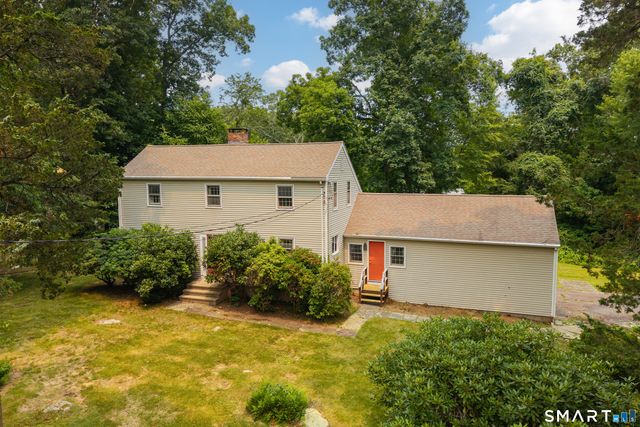 35 Oakridge Drive, Old Lyme, CT 06371