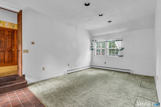 35 Oakridge Drive, Old Lyme, CT 06371