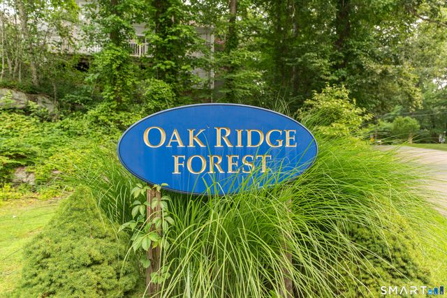 35 Oakridge Drive, Old Lyme, CT 06371