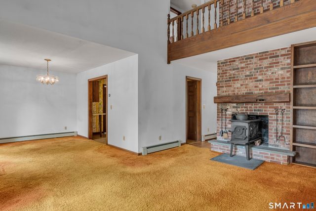 35 Oakridge Drive, Old Lyme, CT 06371