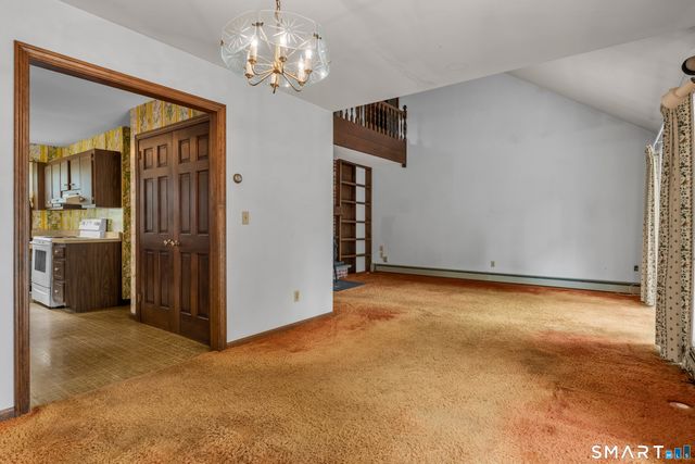 35 Oakridge Drive, Old Lyme, CT 06371