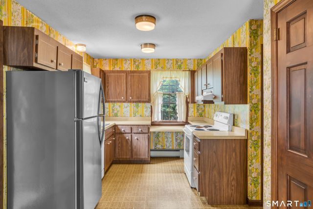 35 Oakridge Drive, Old Lyme, CT 06371