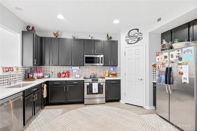 1601 Wimbledon Drive, Fairborn, OH 45324