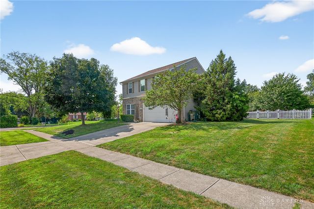 1601 Wimbledon Drive, Fairborn, OH 45324