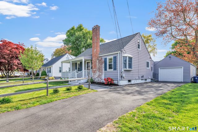21 Aimes Drive, West Haven, CT 06516