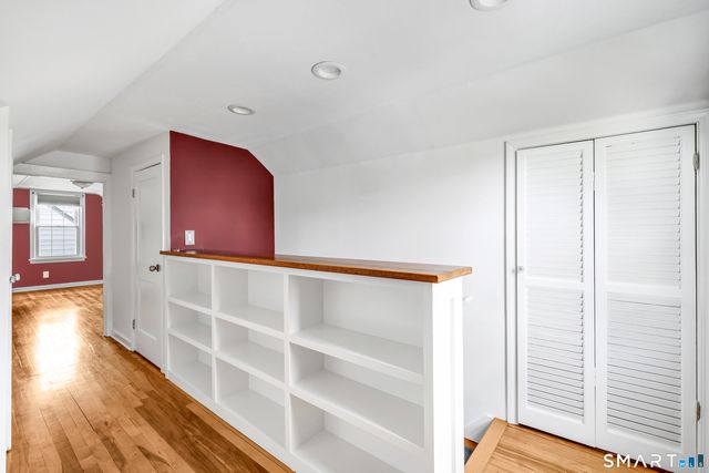 21 Aimes Drive, West Haven, CT 06516