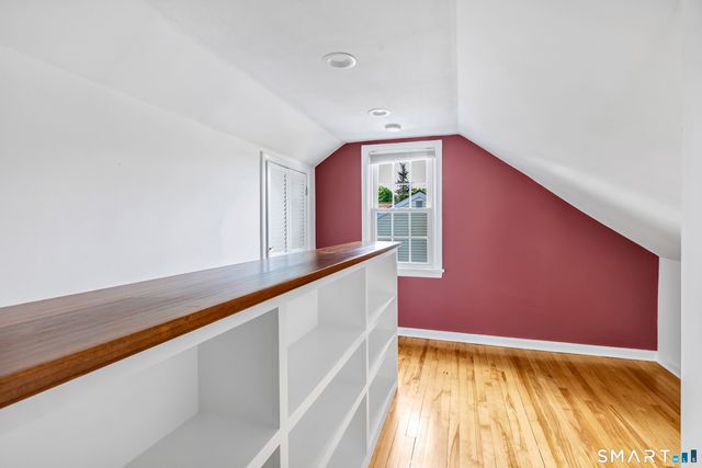 21 Aimes Drive, West Haven, CT 06516