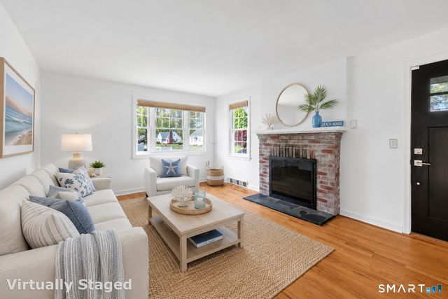21 Aimes Drive, West Haven, CT 06516