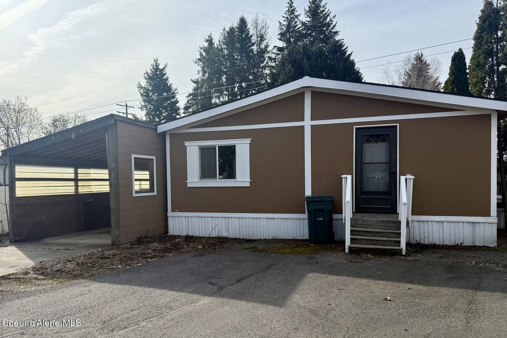 659 W Wyoming Ave, Hayden, ID 83835