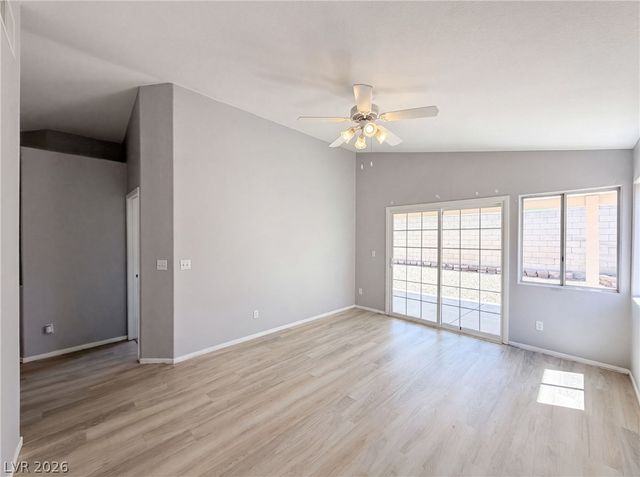9121 Indian Breeze Drive, Las Vegas, NV 89129