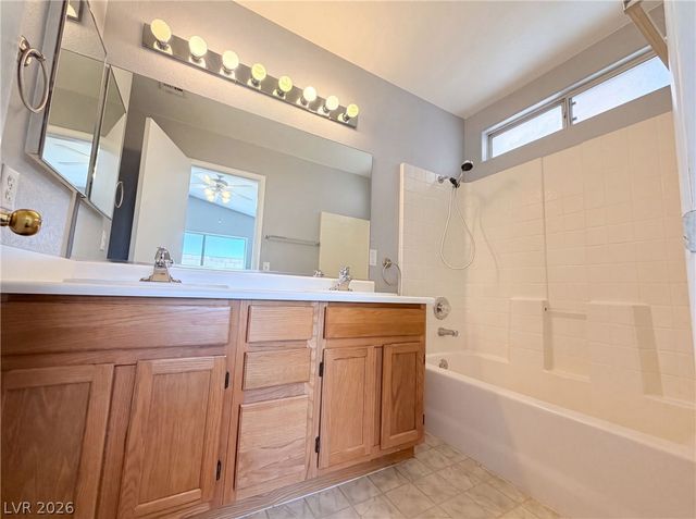 9121 Indian Breeze Drive, Las Vegas, NV 89129