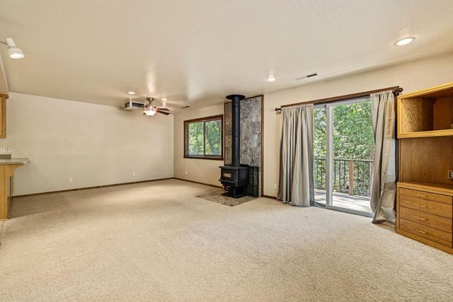 899 Holly Way, Placerville, CA 95667