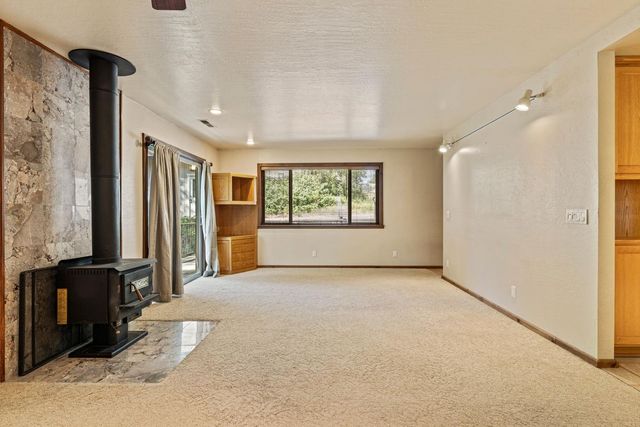 899 Holly Way, Placerville, CA 95667