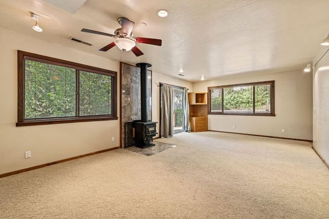 899 Holly Way, Placerville, CA 95667