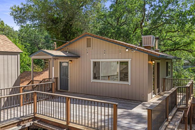899 Holly Way, Placerville, CA 95667