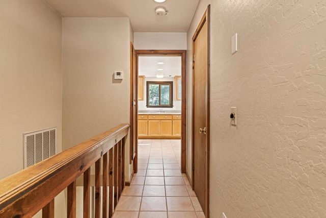 899 Holly Way, Placerville, CA 95667