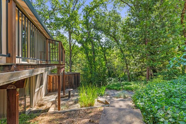 899 Holly Way, Placerville, CA 95667