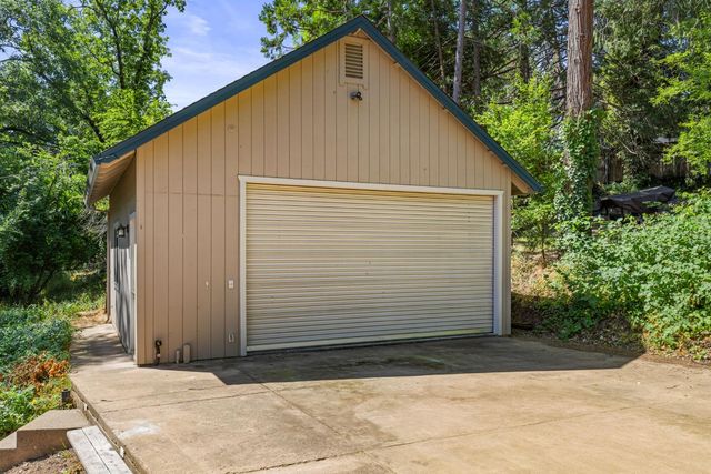 899 Holly Way, Placerville, CA 95667