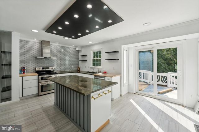 8403 SILVERDALE CT, Lorton, VA 22079