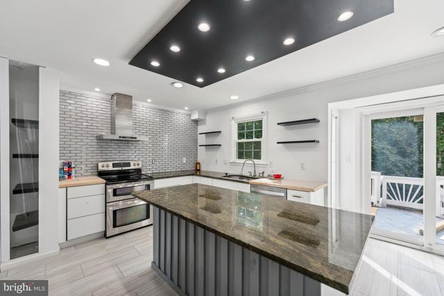 8403 SILVERDALE CT, Lorton, VA 22079
