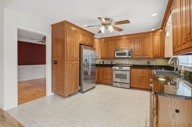 168 Horne Way 168, Millbury, MA 01527