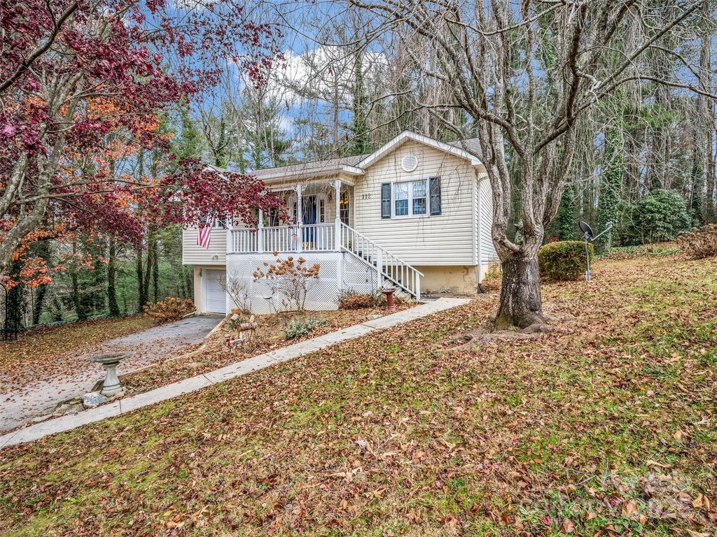112 Serenity Circle, Hendersonville, NC 28792